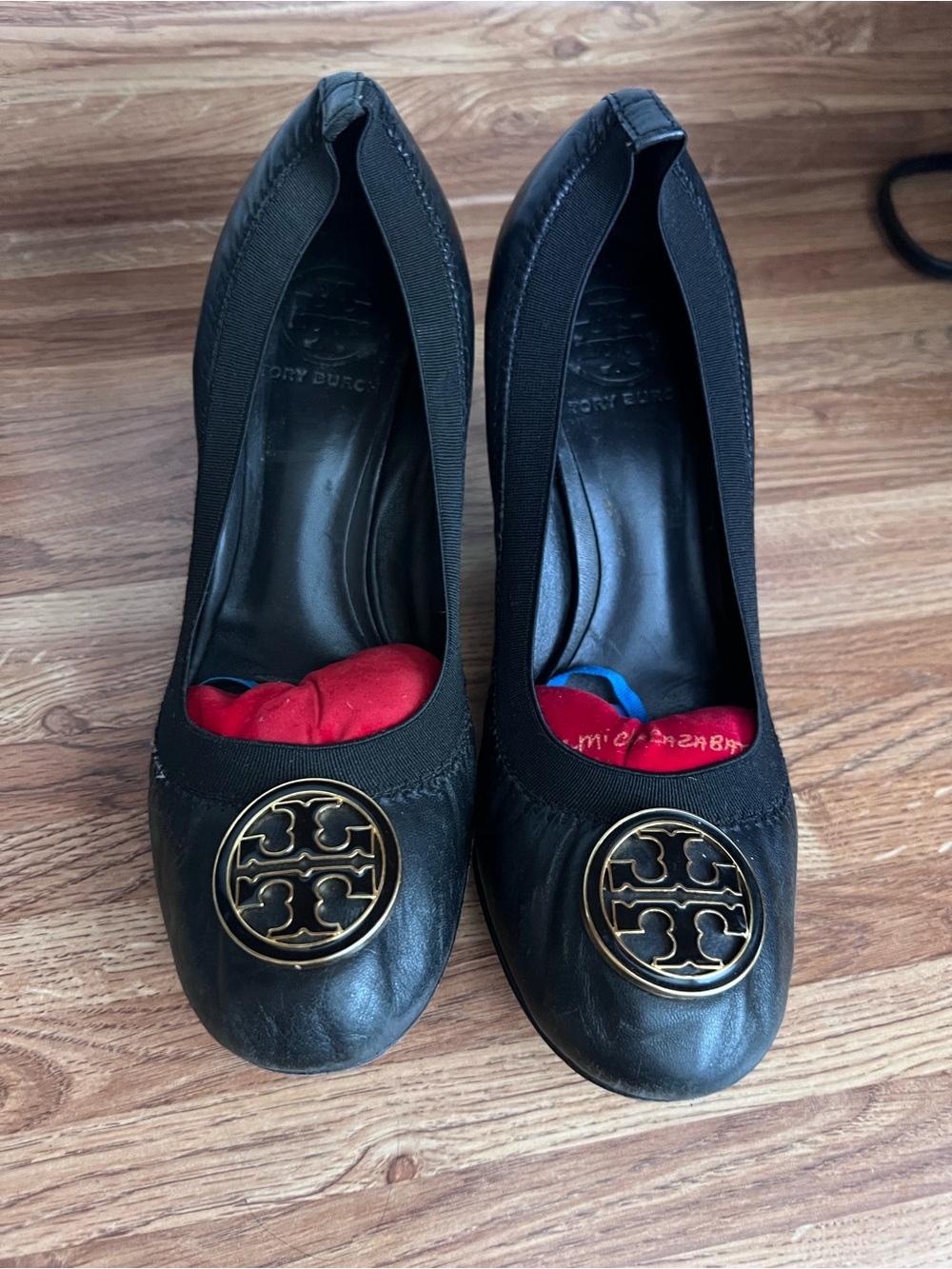 Tory Burch Black Leather Logo Round-Toe Heels